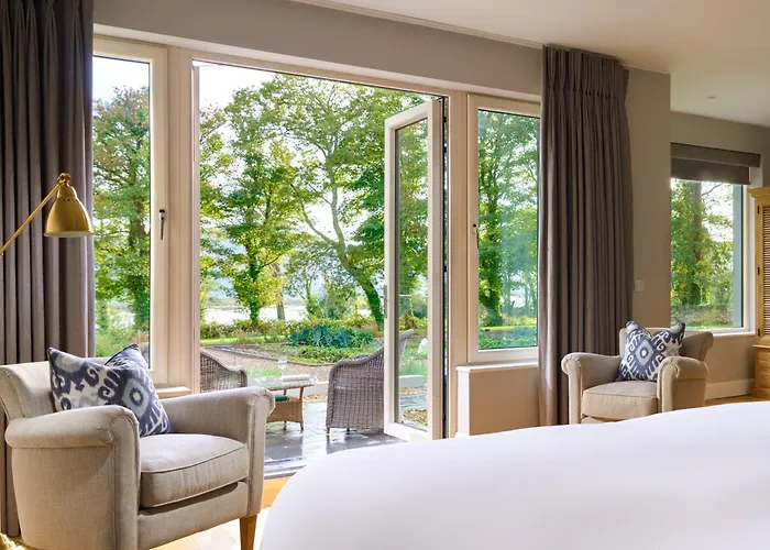 Dromquinna Manor 肯梅尔